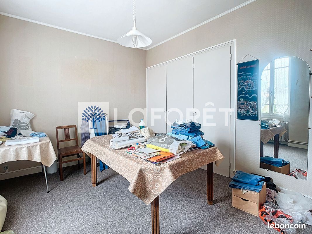 Maison 7 pièces 144 m² - Thouars 79100 (image principale 11)