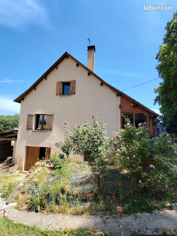 Maison 7 pièces 150 m² · à Hautefort · 150 m² · 169 500 €