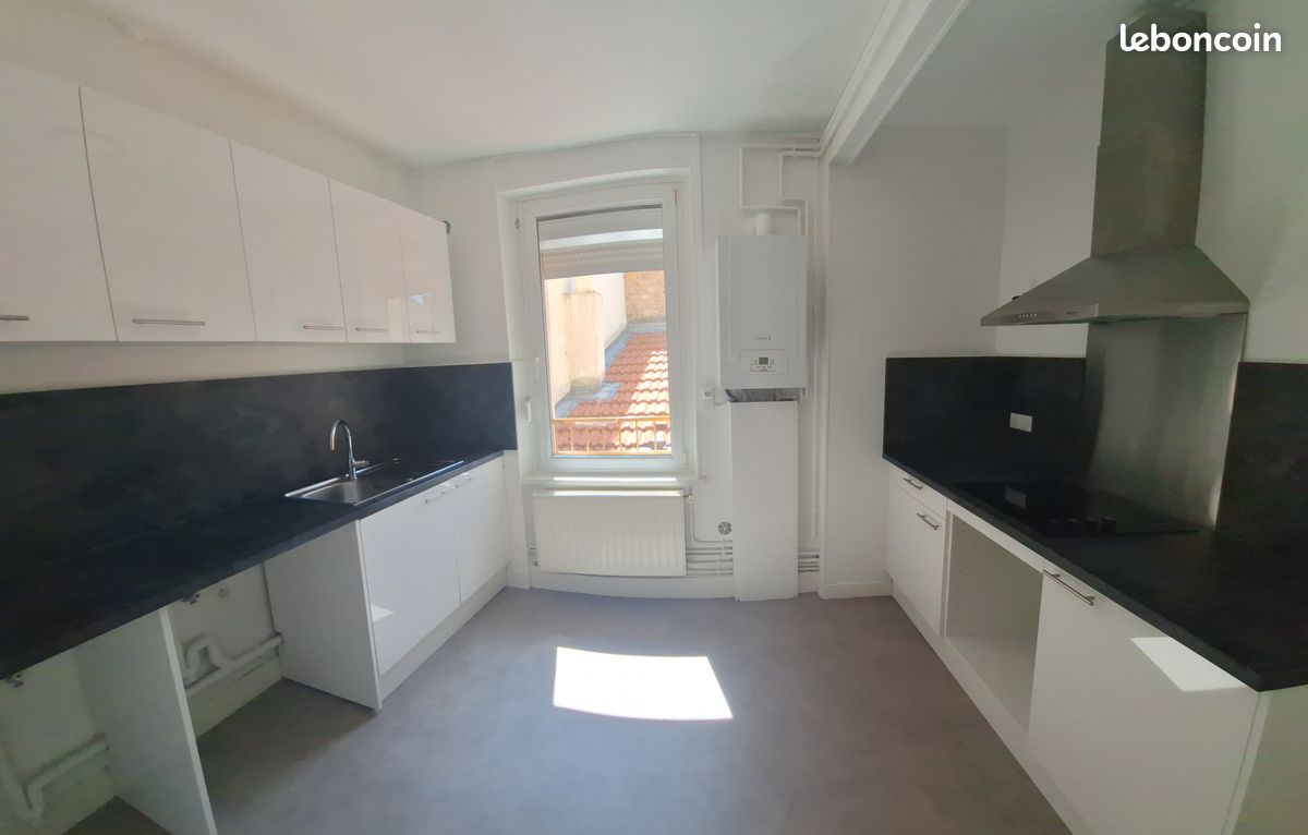 Appartement 3 pièces 90 m² · à Dombasle-sur-Meurthe · 90 m² · 650 €