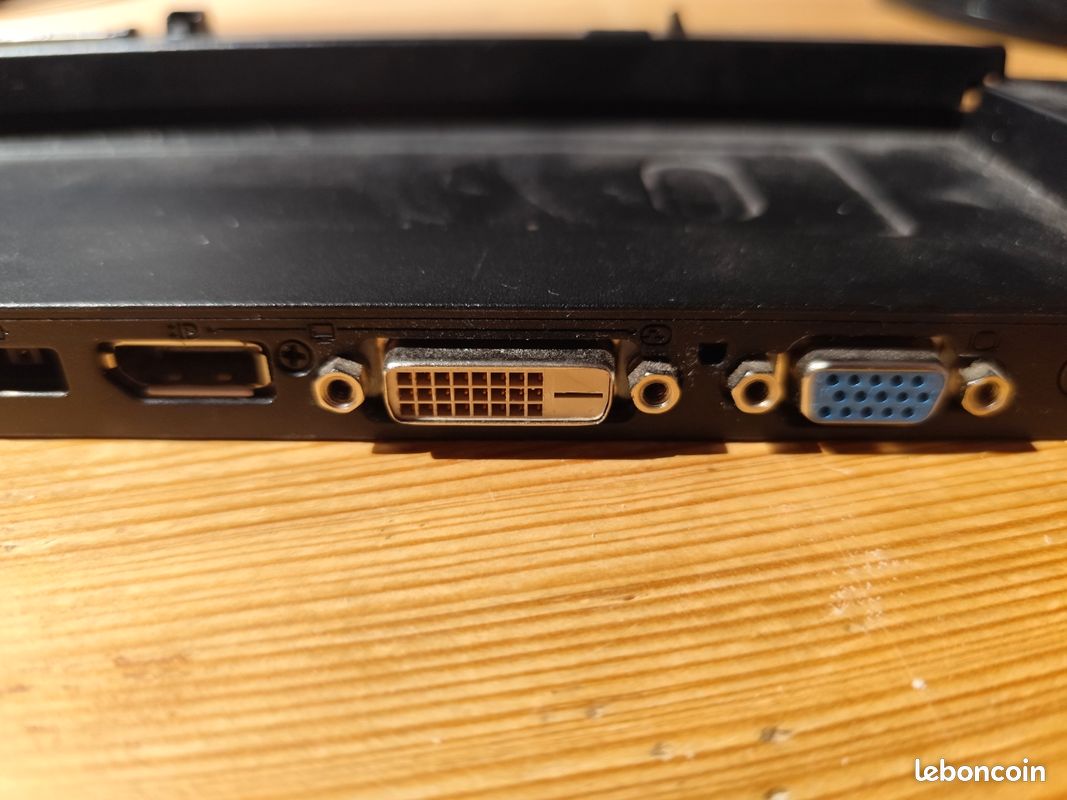 ThinkPad Pro Dock – Station d’accueil Lenovo avec alimentation – Très bon état (image 2)