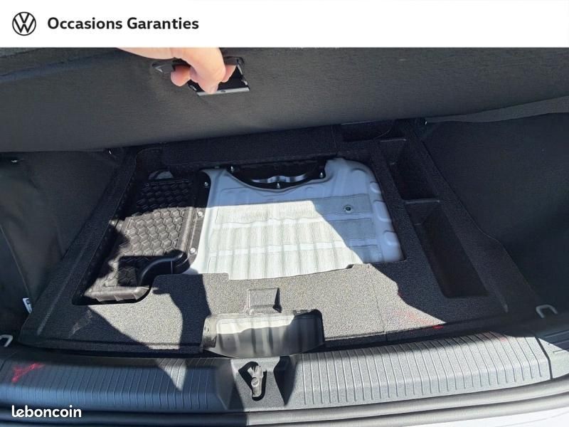 Volkswagen Golf 1.5 eHybrid 204ch VW Edition DSG6 (image 27)