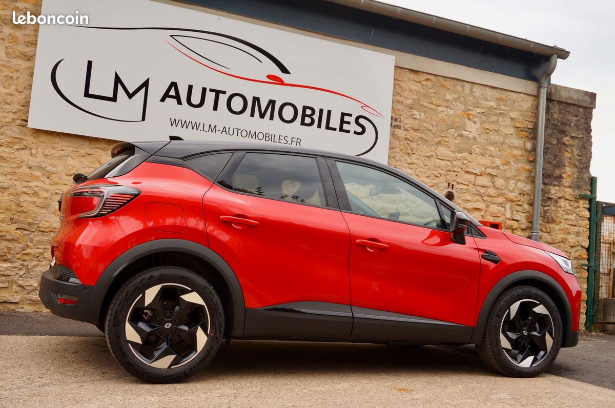 Nouveau Renault CAPTUR - 1.3TCE 160 EDC - TECHNO - 8.000Kms/Septembre 2025 (image 4)