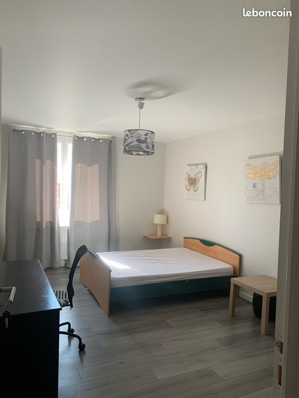 Appartement 3 pièces 67 m² · à Grenoble · 67 m² · 145 000 €