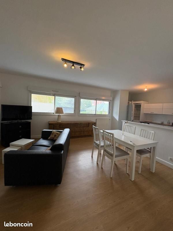 Appartement 3 pièces 81 m² · à Brest · 81 m² · 820 €/mois