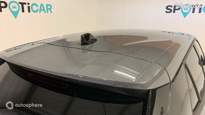 Peugeot 2008 1.2 Hybrid 110ch Allure e-DCS6 (image 22)