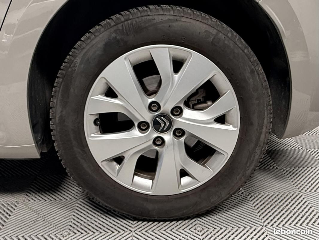 Citroën C4 Picasso 1.6 BlueHDi 120ch Feel S&S (image 15)