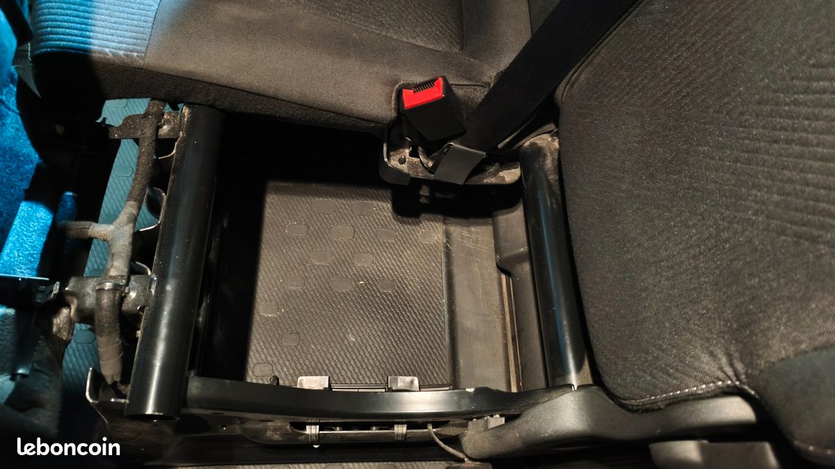 Renault trafic vu fourgon 2.0 bluedci 150 28 l1h1 grand-confort tva recuperable (image 19)