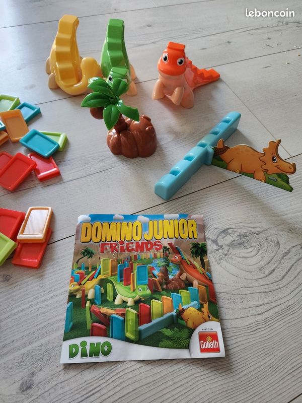 Domino Dino (image 1)