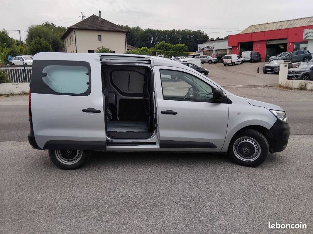 Renault Kangoo Express (2) Confort Blue dCi 95 9.992HT (image 7)