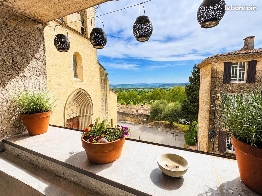 Maison 4 pièces 111 m² · à Cucuron · 111 m² · 365 000 €
