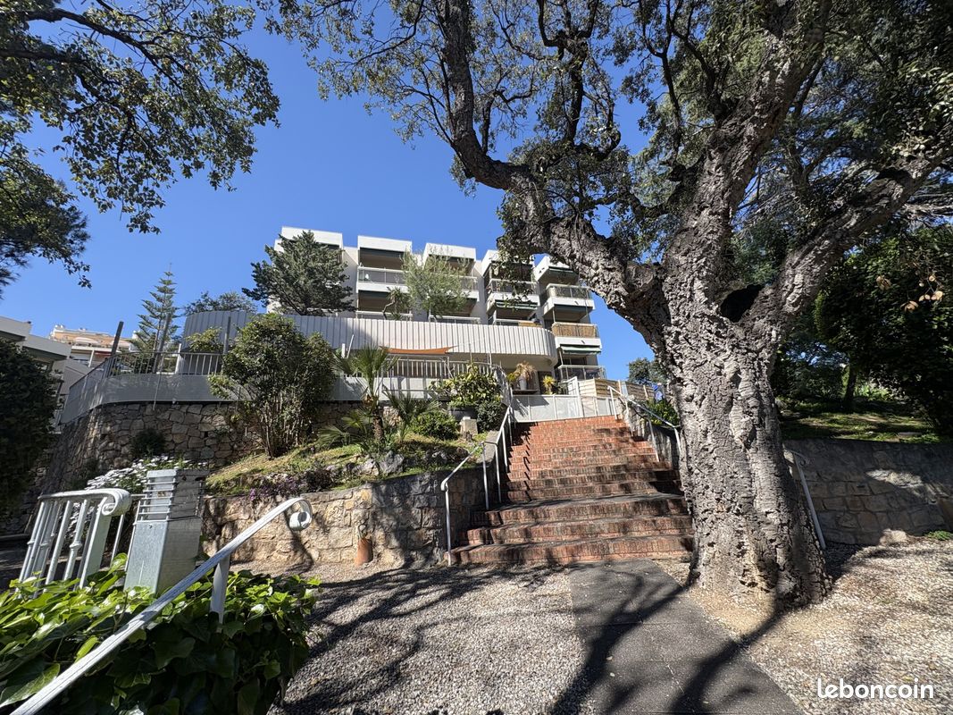 Appartement 1 pièce 24 m² · à Cannes · 24 m² · 125 000 €