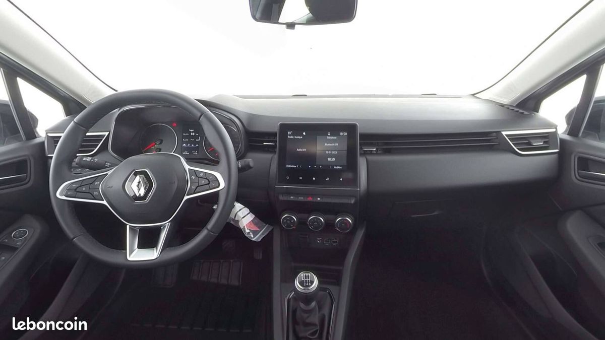 Renault clio tce 90 equilibre (image 3)