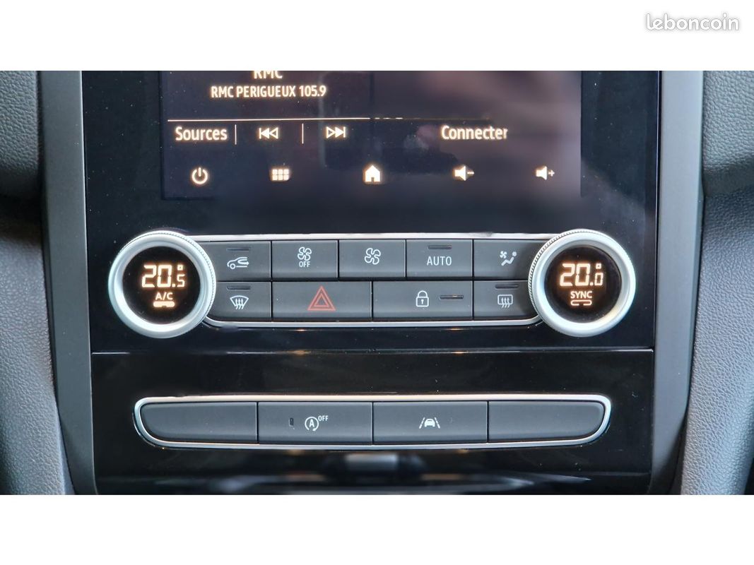 RENAULT MEGANE Mégane 1.5 Blue dCi - 115 - BV EDC 2023 IV BERLINE Techno PHASE 2 (image 37)