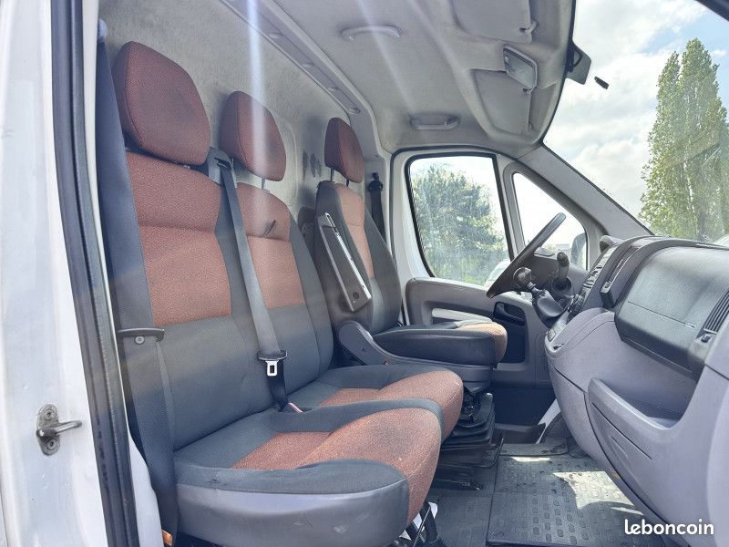 Fiat DUCATO FG 3.0 MH2 2.3 MULTIJET 16V 120CH PACK CD CLIM (image 9)