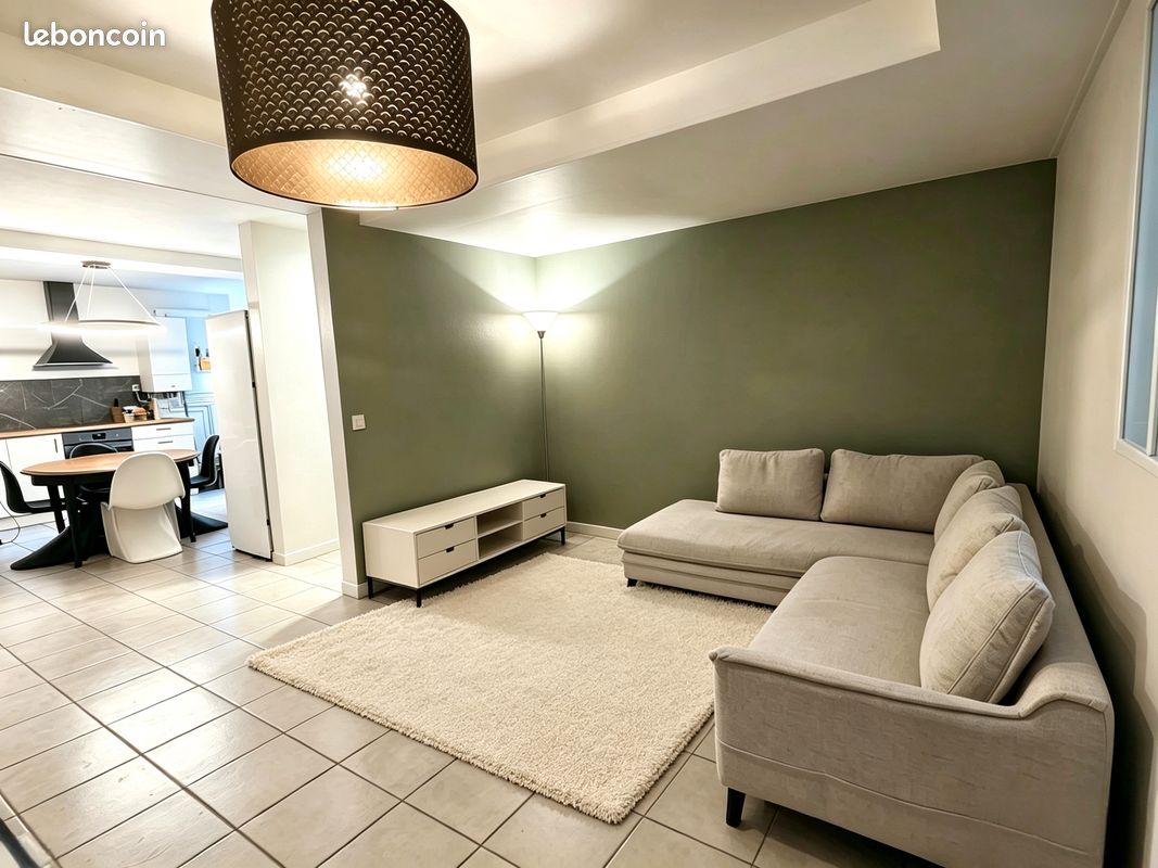 Appartement 4 pièces 85 m² · à Saint-Étienne · 85 m² · 940 €/mois