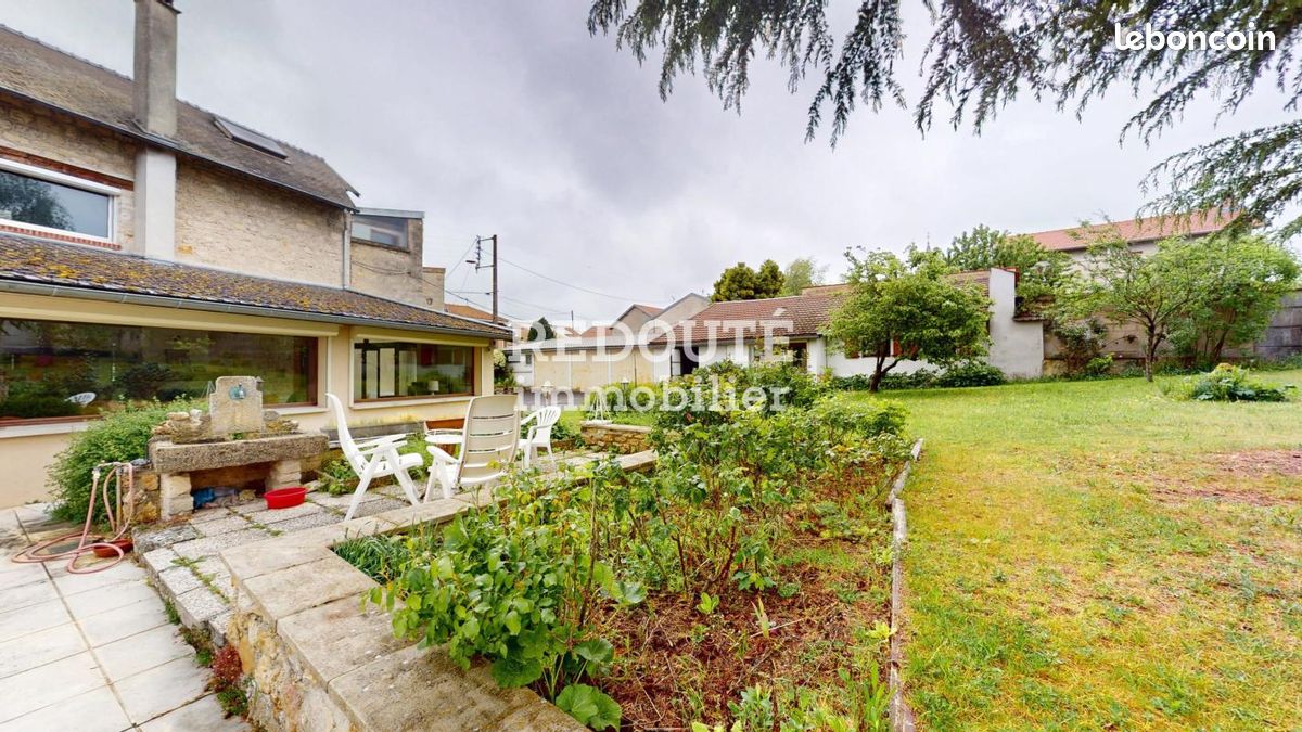 Maison 10 pièces 207 m² · à Warmeriville · 207 m² · 349 500 €