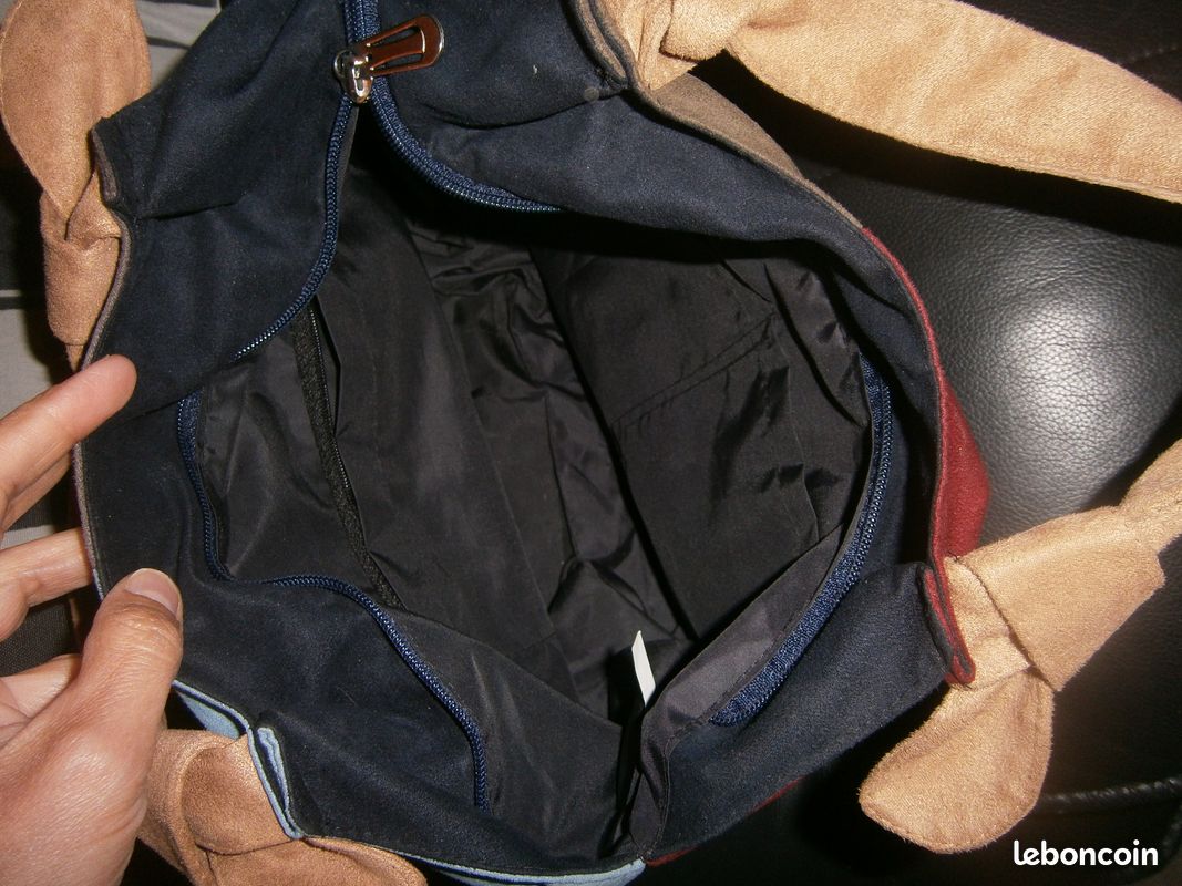 Petit sac à main ou trousse de maquillage -- miam (image 3)
