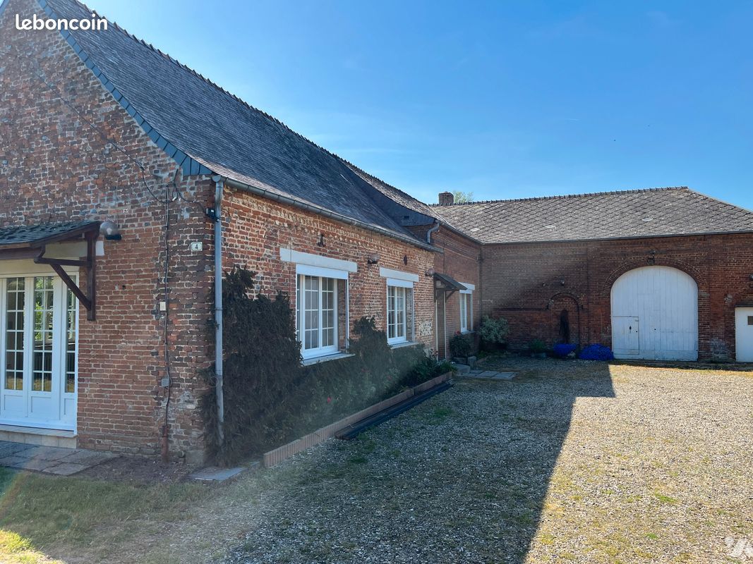 Maison 7 pièces 114 m² · à Lerzy · 114 m² · 178 000 €