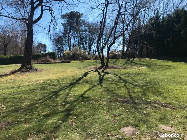 Terrain 1 240 m² Garat