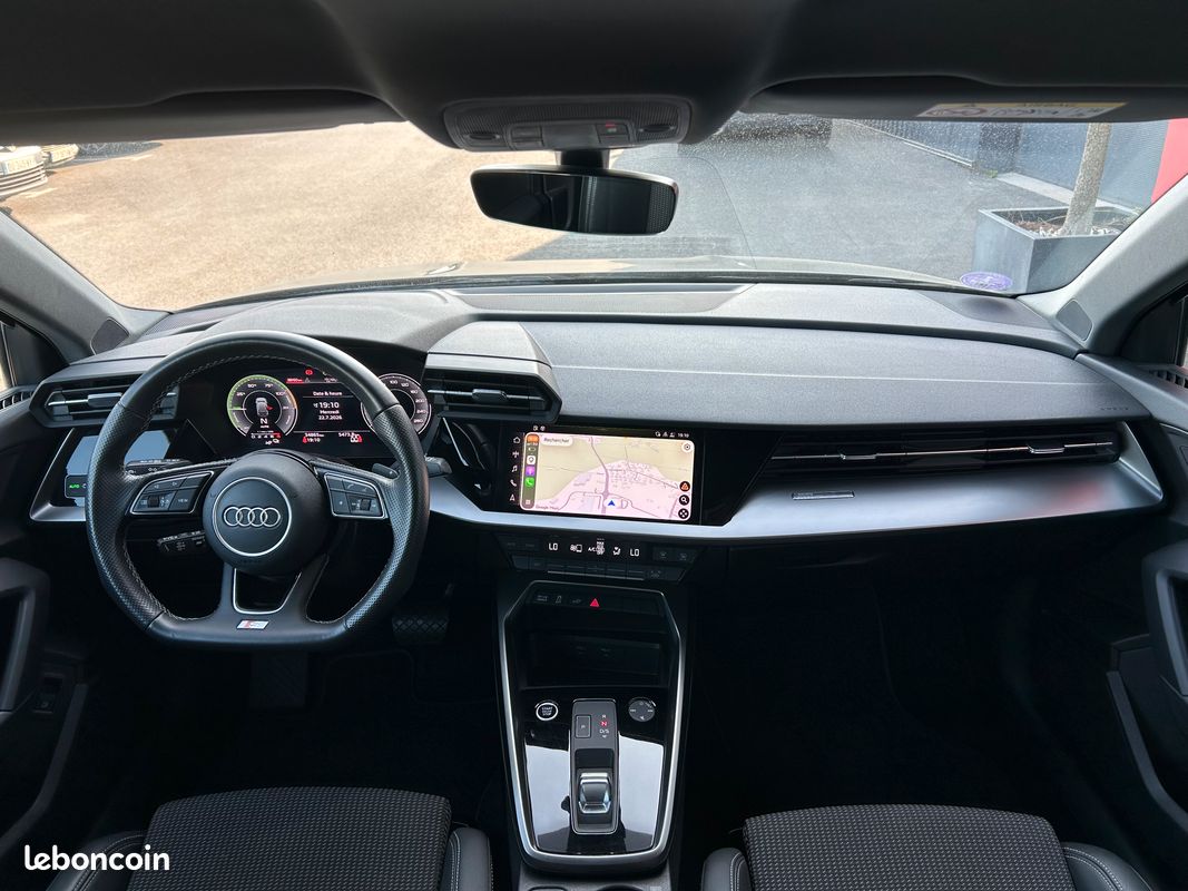 Audi A3 Sportback 45 TFSI e 245ch Competition S tronic 6 (image 4)
