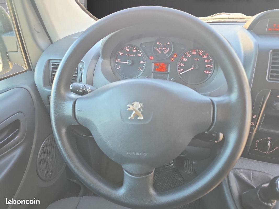 Peugeot expert fourgon 1.6 hdi 90 fap pack clim tole 229 l2h1 n (image 13)