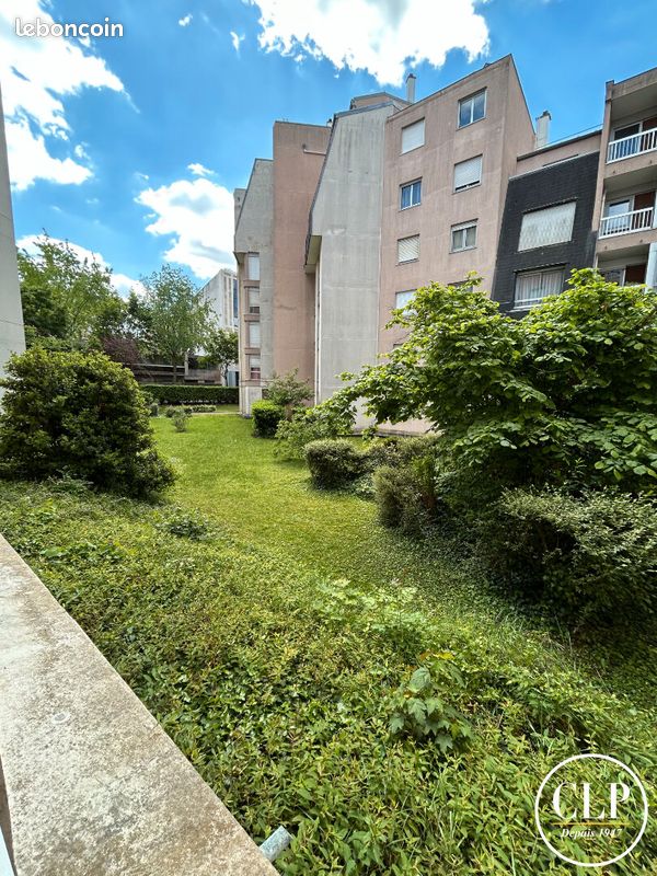 Appartement 2 pièces 44 m² · à Vincennes · 44 m² · 375 000 €
