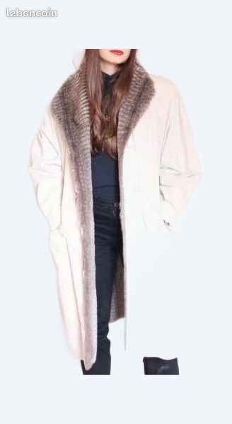 Magnifique manteau d'hiver fausse fourrure blanc cassé vintage de