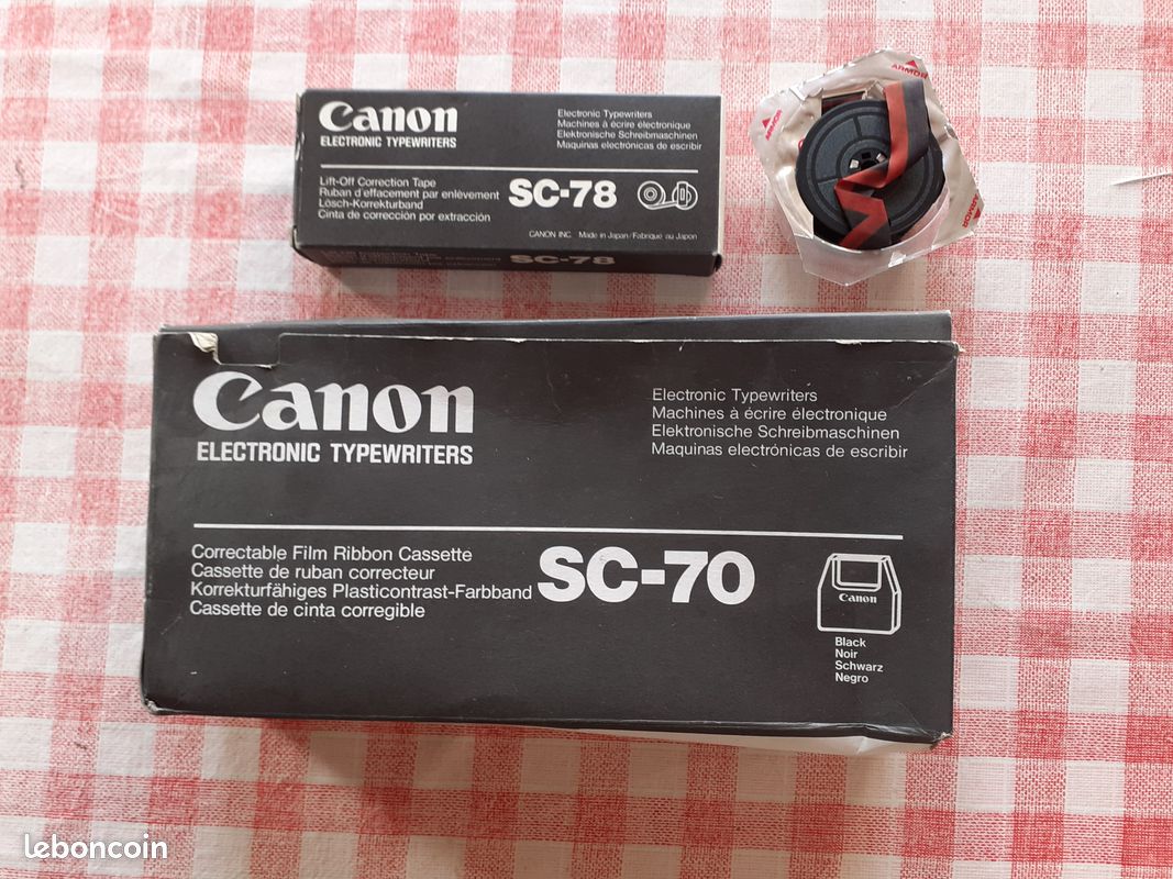 Machine à écrire électronique CANON S 300 Équipements