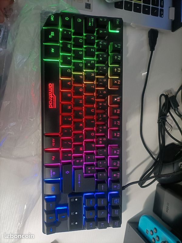 Lot d'équipements gaming 6 pièces plus un convertisseur offert (image 8)