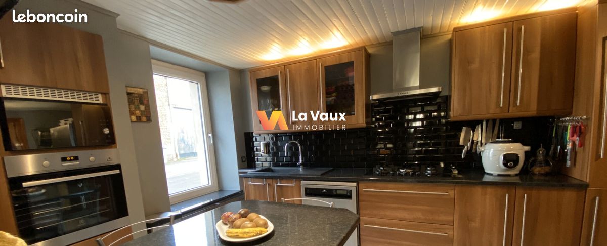 Maison 8 pièces 188 m² · à Faulx · 188 m² · 218 000 €