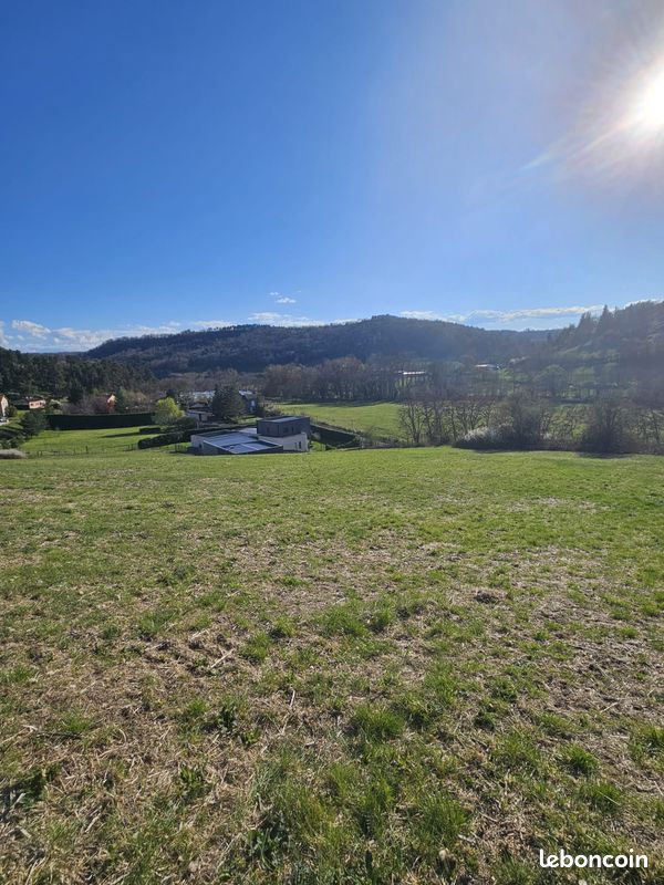 Terrain 6890 m² · à Polignac · 6 890 m² · 210 000 €