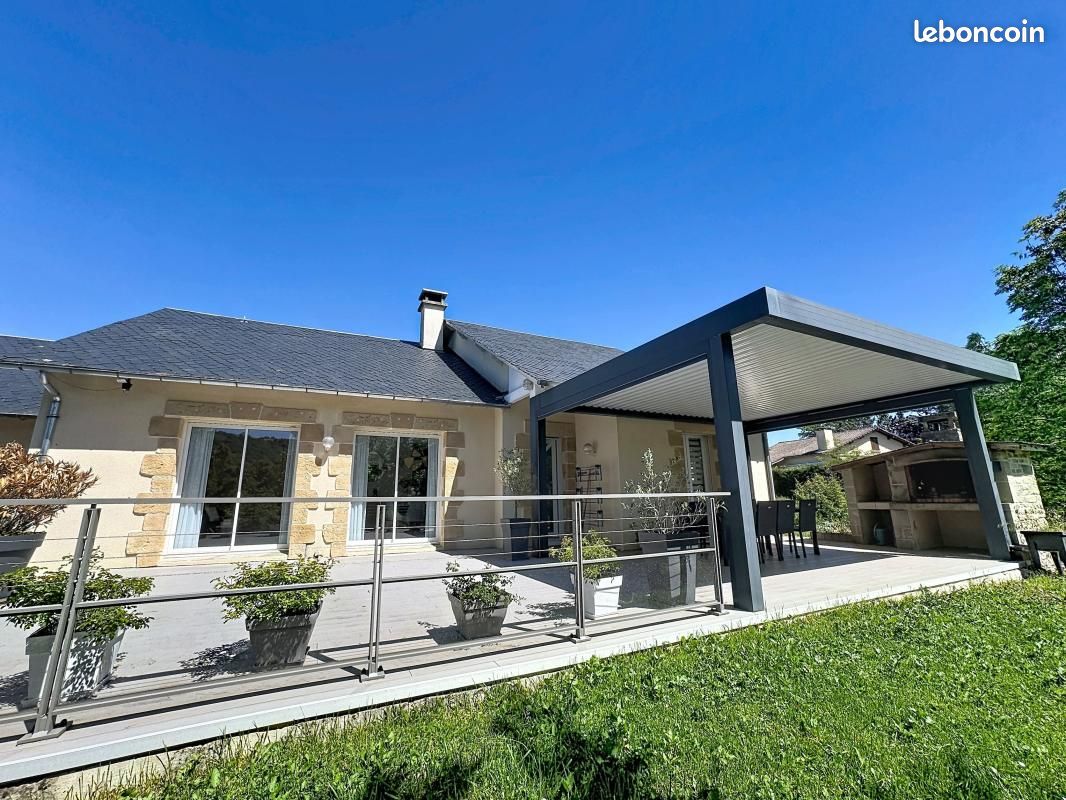 Maison 4 pièces 120 m² · à Agen-d'Aveyron · 120 m² · 299 900 €