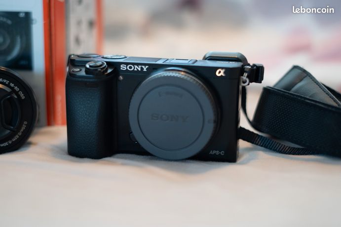 PACK SONY A6000 + 16-50MM + 55-210MM + SD16GO + SACOCHE