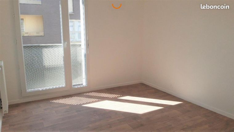 Appartement a louer vigneux-sur-seine - 3 pièce(s) - 58 m2 - Surfyn