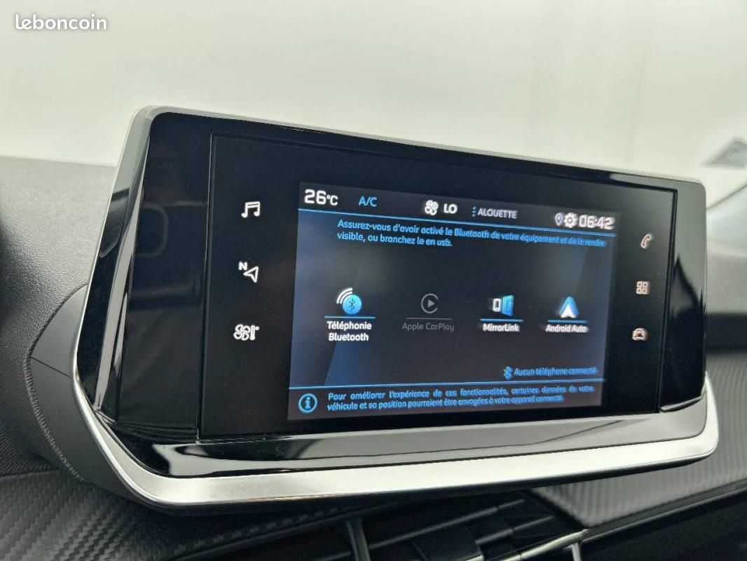 Peugeot 2008 BlueHDi 110 S&S BVM6 - Style (image 22)