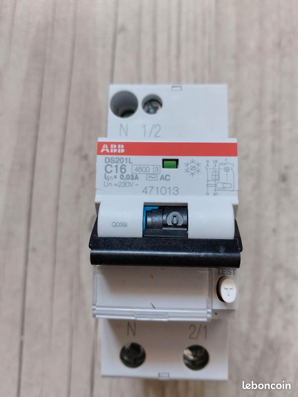 Disjoncteur différentiel ABB DS201L C16 30mA Neuf (image 1)