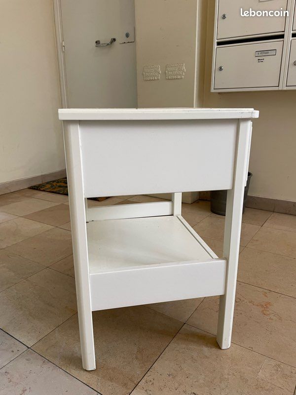Table de chevet (image 3)