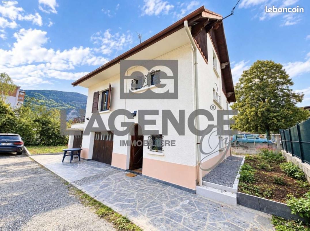 Maison 5 pièces 83 m² · à Cluses · 83 m² · 357 000 €