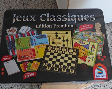 Ludo - T'en Fais Pas - Schmidt (grands pions en bois Ludo - T'en Fais Pas - Schmidt (grands pions en bois