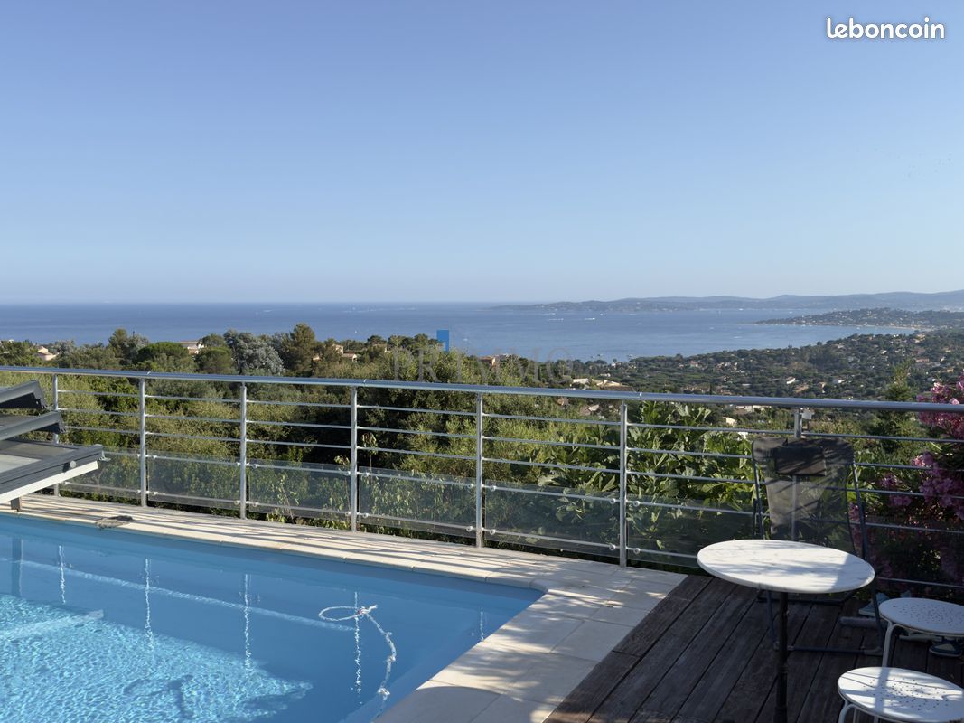 Maison 5 pièces 91 m² · à Roquebrune-sur-Argens · 91 m² · 682 500 €