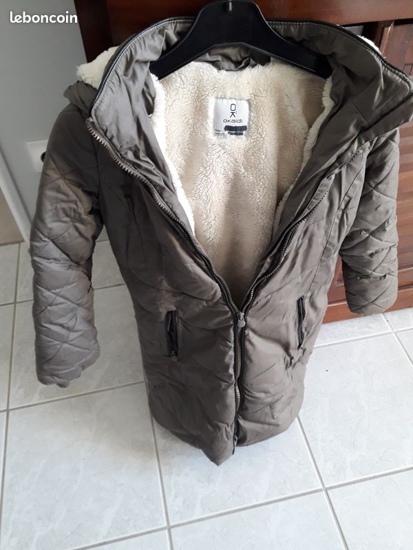 Manteau fille 8 ans 15 euros (image 1)