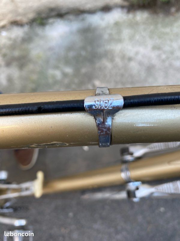 Vélo de course (image 9)