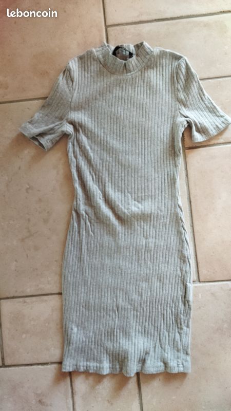 Robe taille XS (image 1)