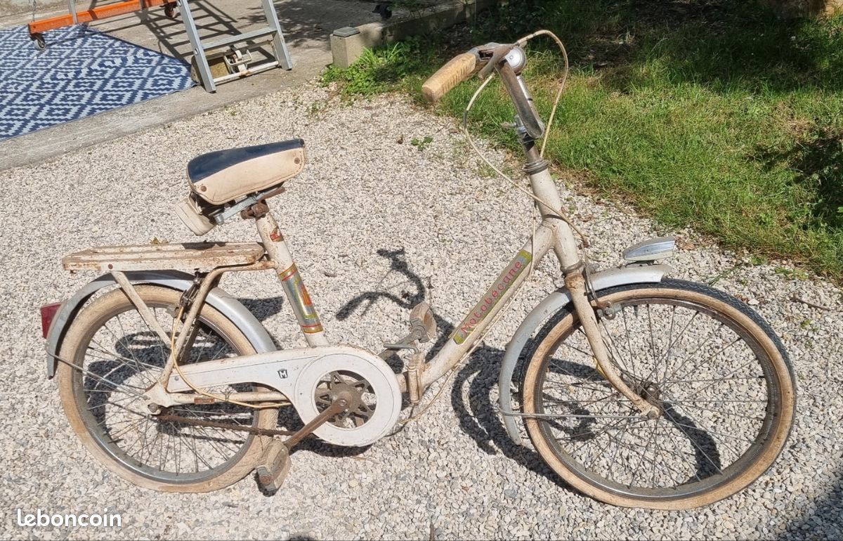 AFFICHE CYCLES MOTOBECANE MBK 1981 vélo femme Le plus féminin des remonte-pentes EUR 29,90