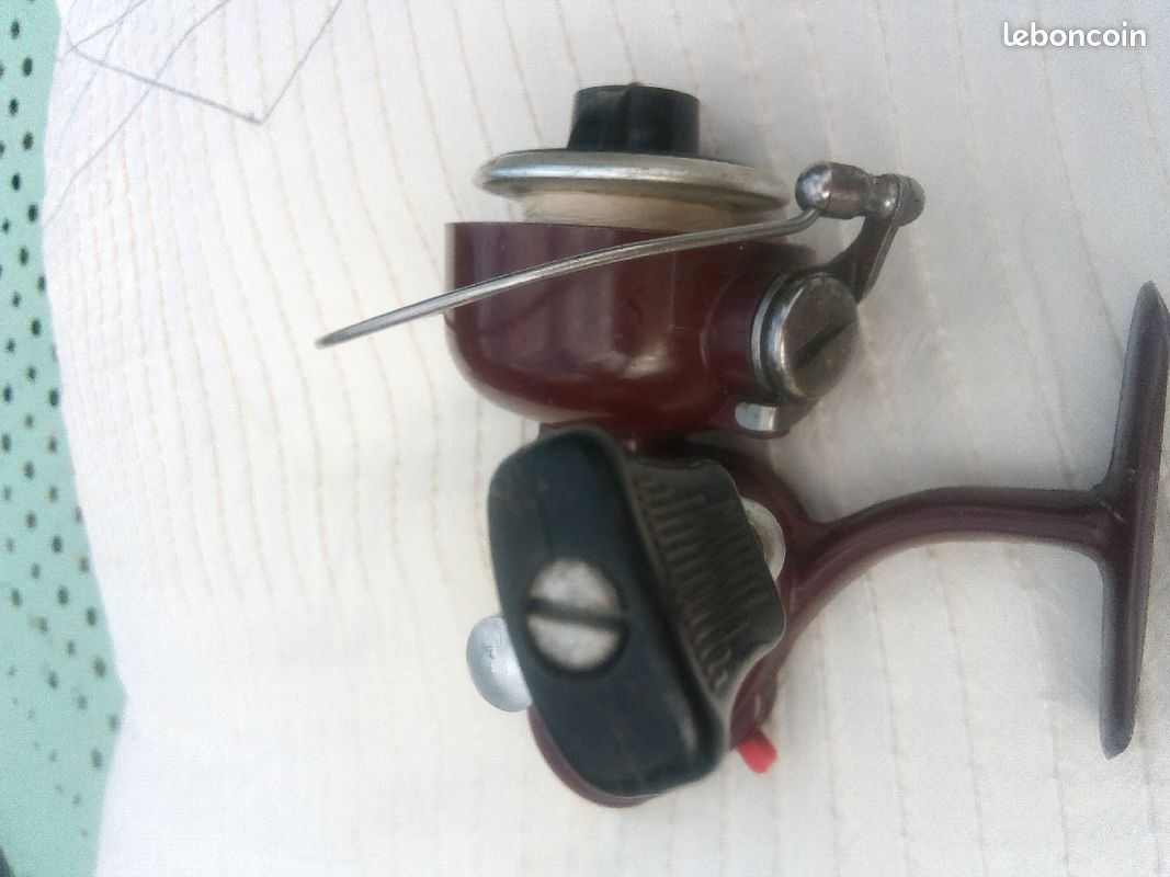 Moulinet Breton 804 - Pêche Au Lancer - Eau Douce - Vintage Fonctionnel