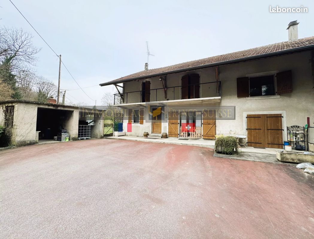 Maison 10 pièces 430 m² · à Cornier · 430 m² · 515 000 €