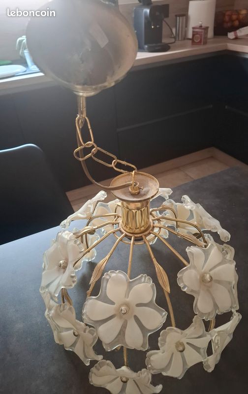 Lustre (image 2)