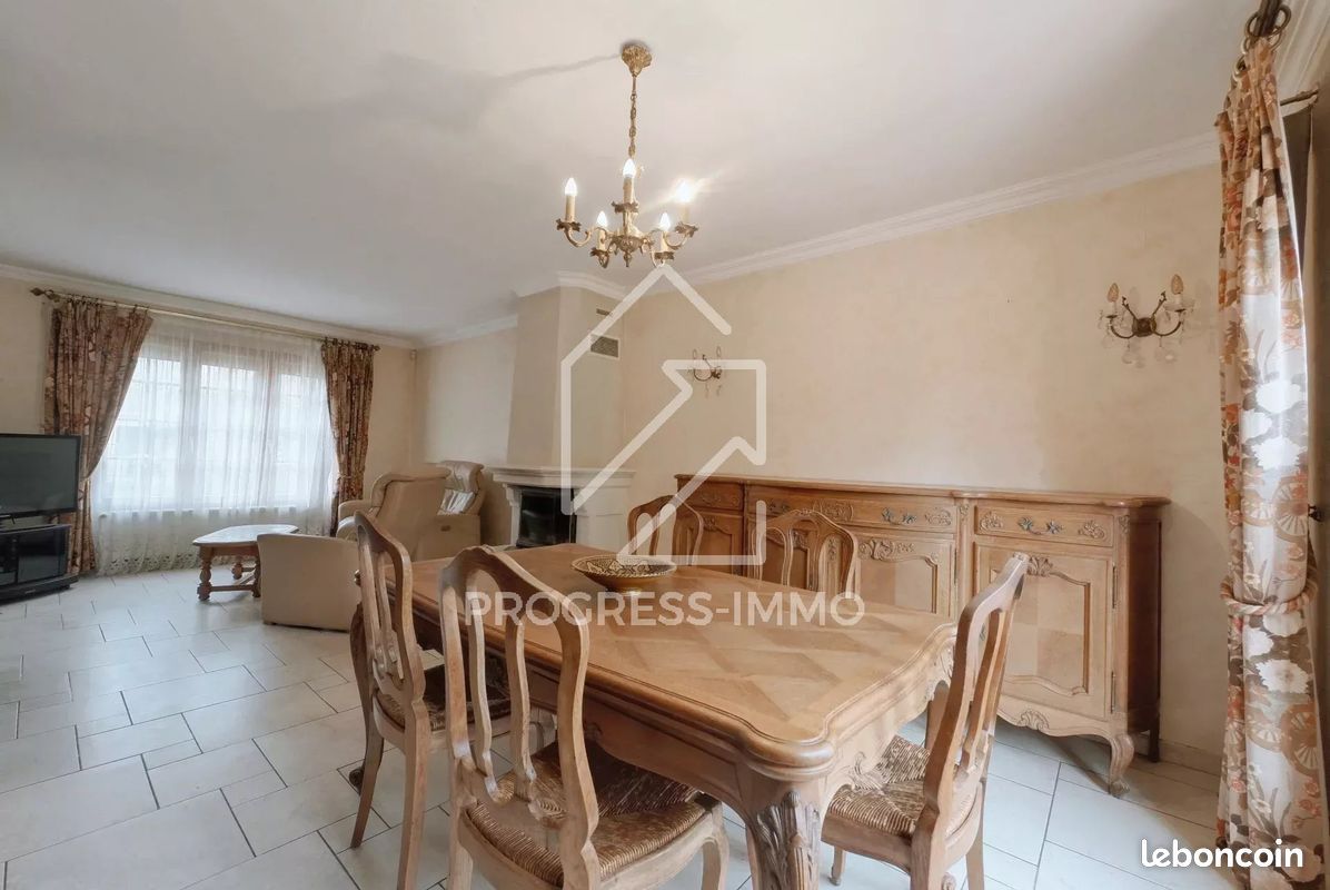 Maison 6 pièces 107 m² · à Combs-la-Ville · 107 m² · 299 000 €