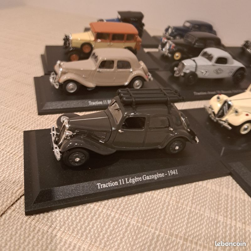 CITROËN TRACTION 15SIX ffi dinky toys norev solido 1/43 EUR 3,99