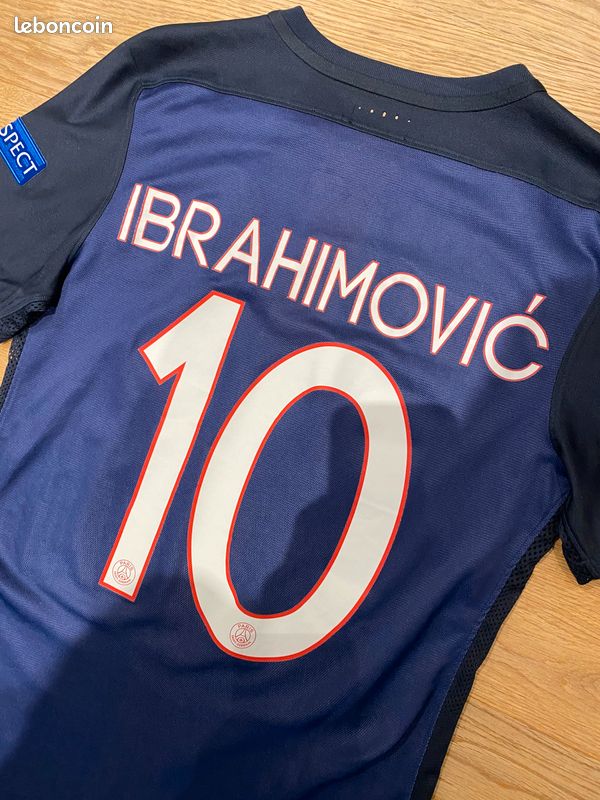 maillot de foot pas cher 2015: maillot de foot manche longue PSG